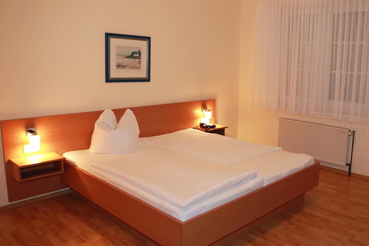 Hotel Ratsstuben Rehden ภายนอก รูปภาพ